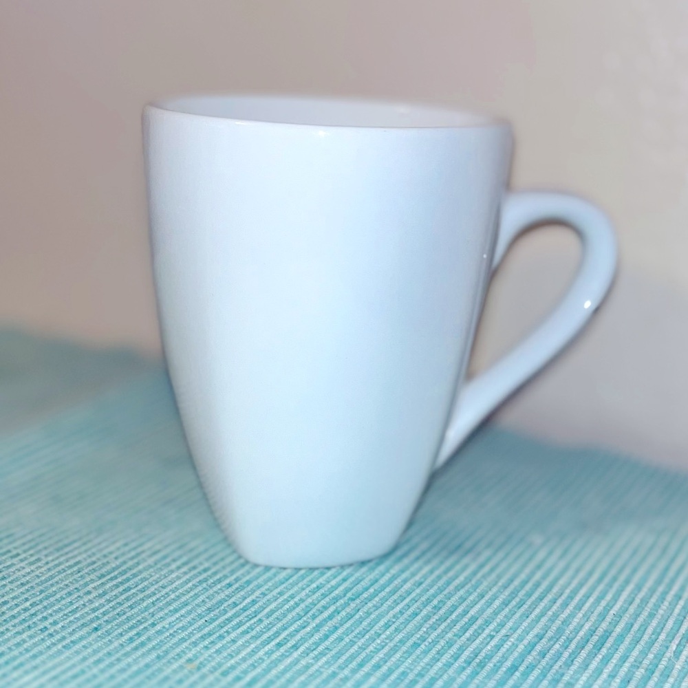 White mug